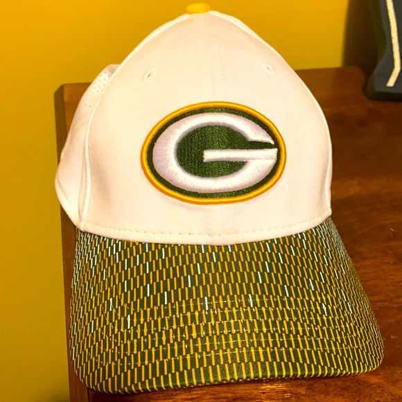 New Era Packers hat - Picture 1 of 4